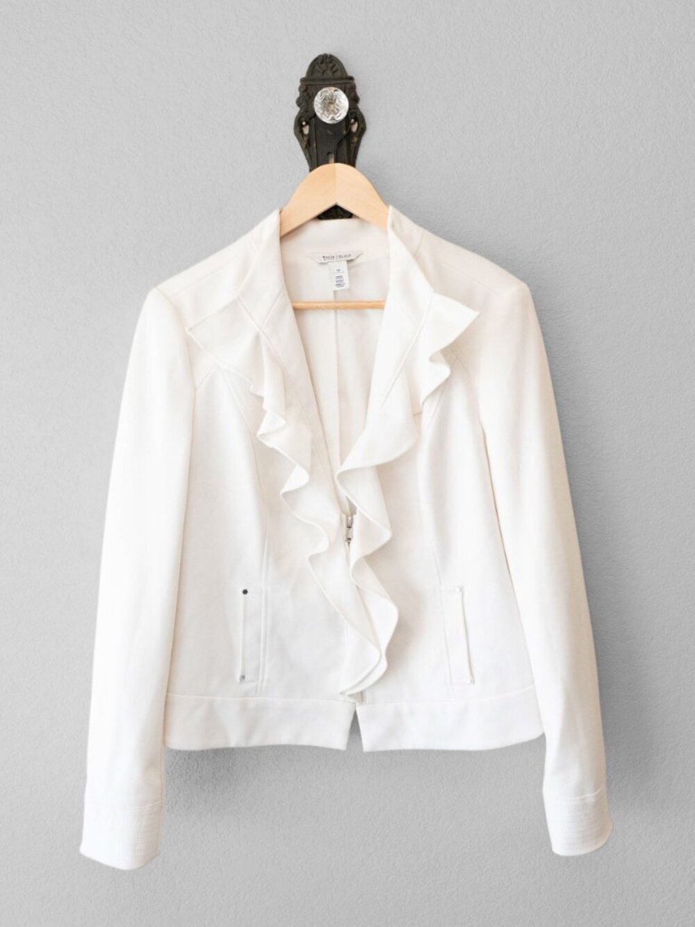 WHBM White House Black Market White Ruffle Front Zip Jacket Womens 14